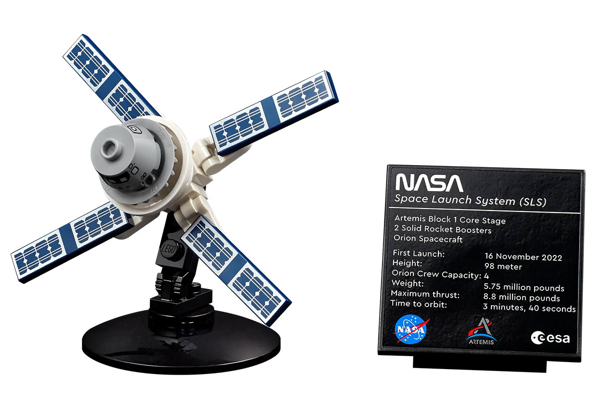 LEGO Icons NASA Artemis Space Launch System (10341): The Artemis SLS